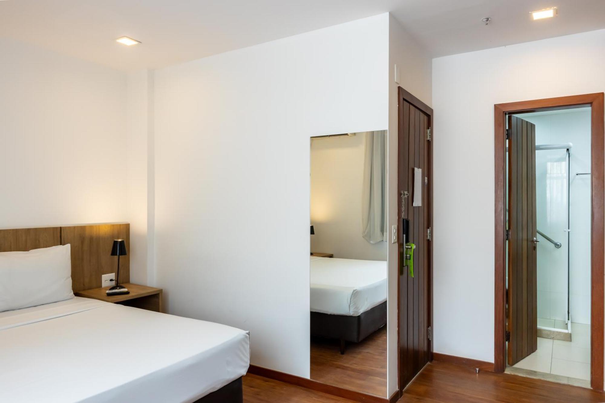 B&B Hotel Rio Copacabana Forte リオデジャネイロ エクステリア 写真